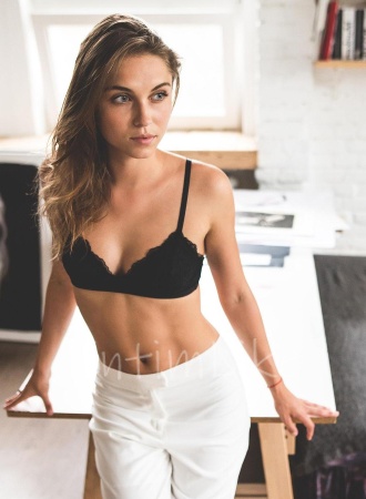 Студентка Рианна №7498, 22 лет